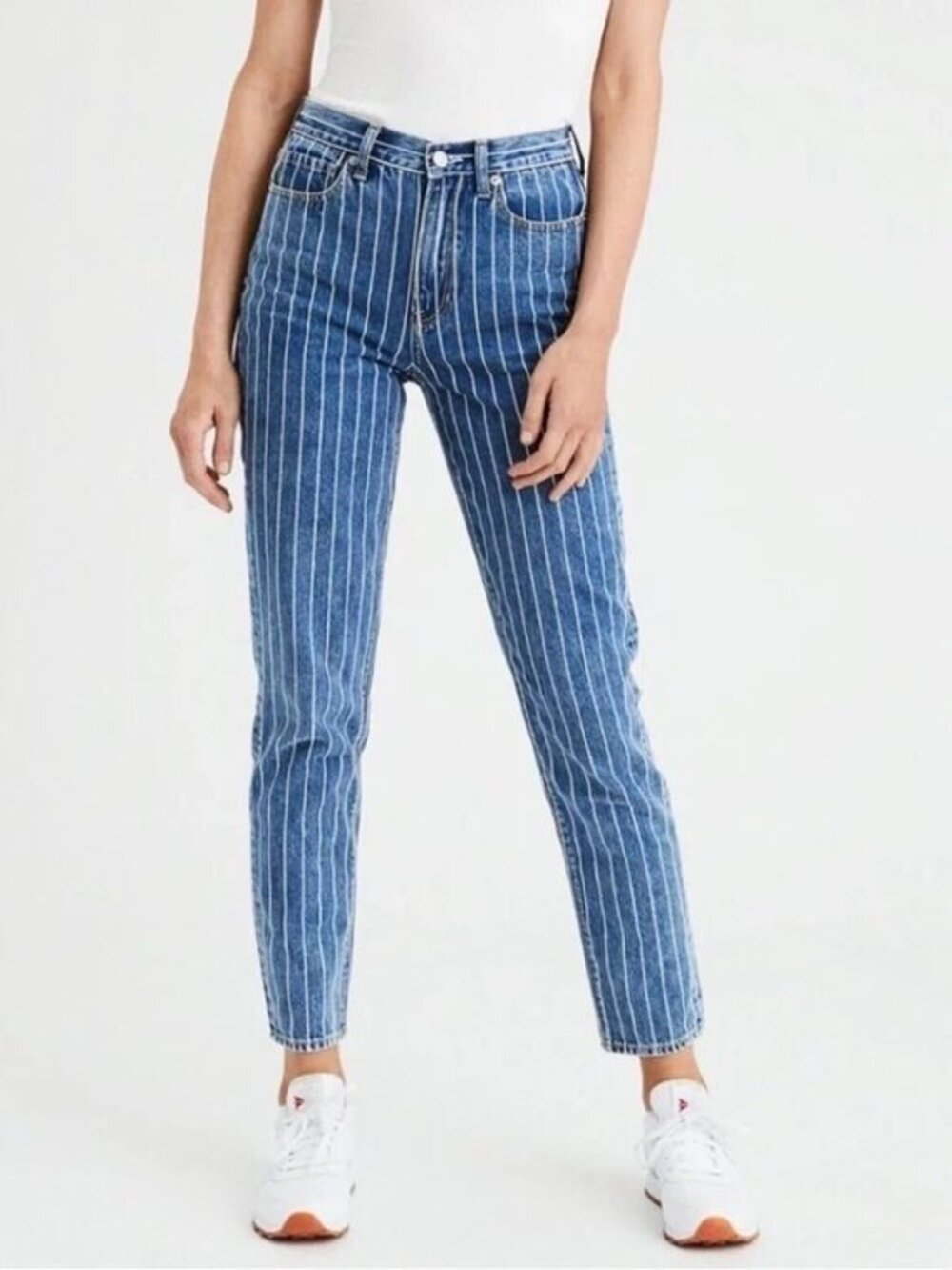 American Eagle Striped Mom Jeans Size 6 Blue White Pinstripe High Rise Straight
